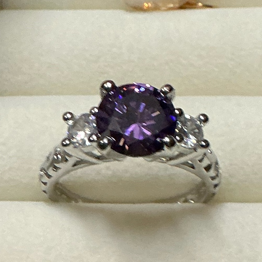 Shiny Shimmering Purple Crystal Silver Ring
